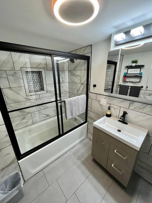 2 Bed Berkshire Getaway @ Stephentown Hotel エクステリア 写真
